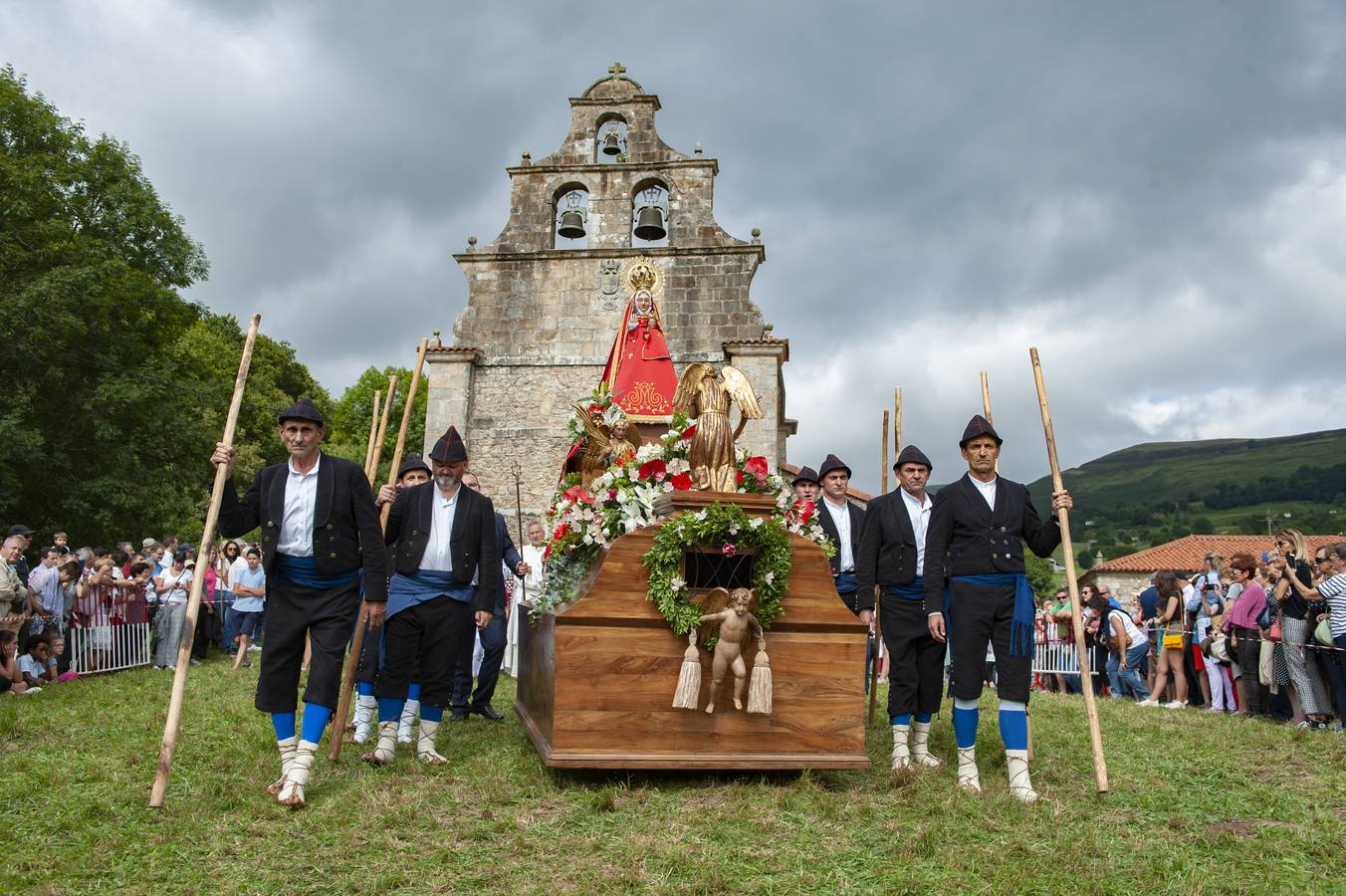 Fotos: Fiesta de la Virgen de Valvanuz