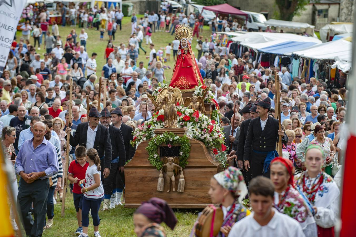 Fotos: Fiesta de la Virgen de Valvanuz