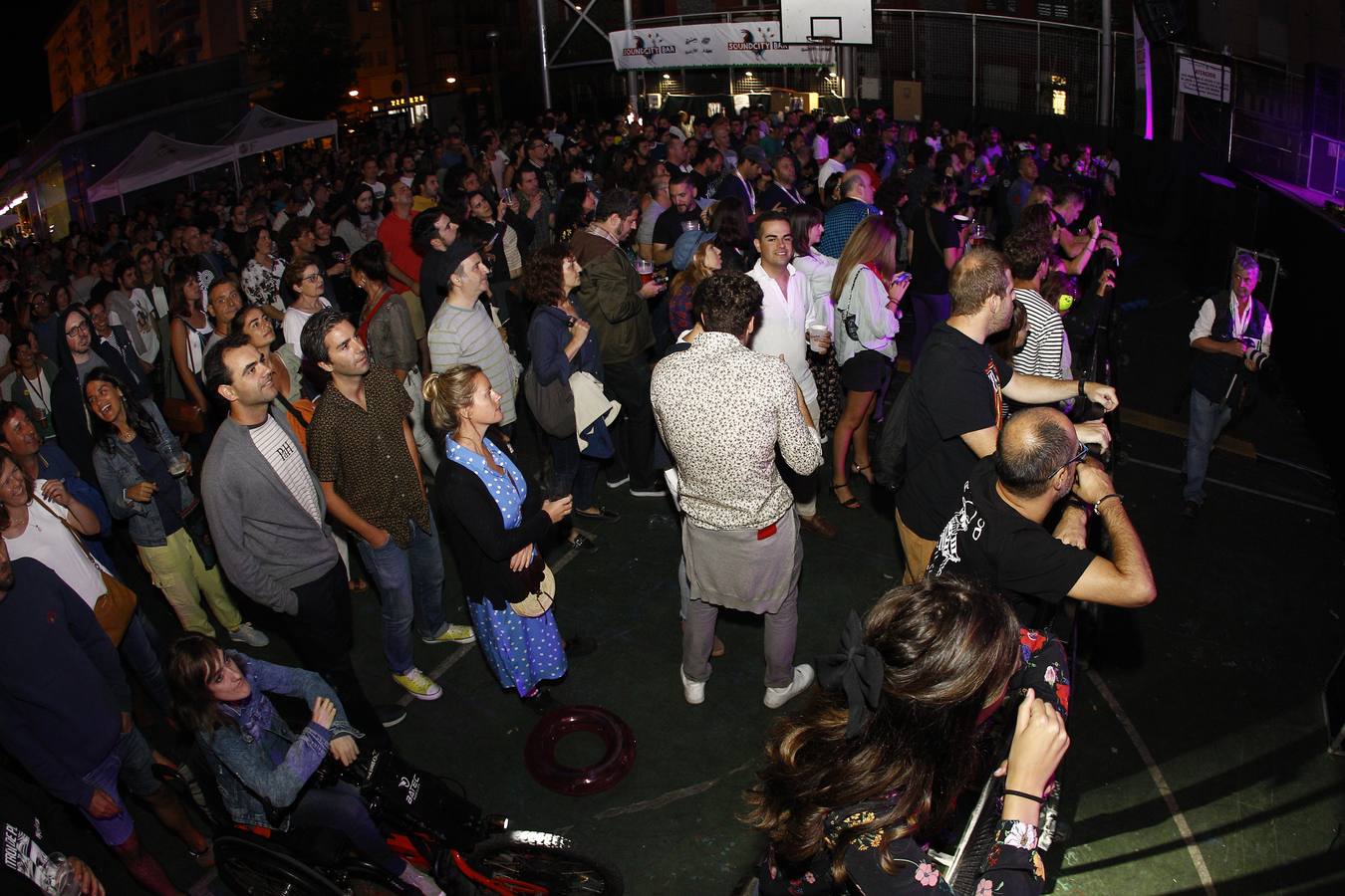 Víctor Manuel, durante la actuación del jueves en Torrelavega.