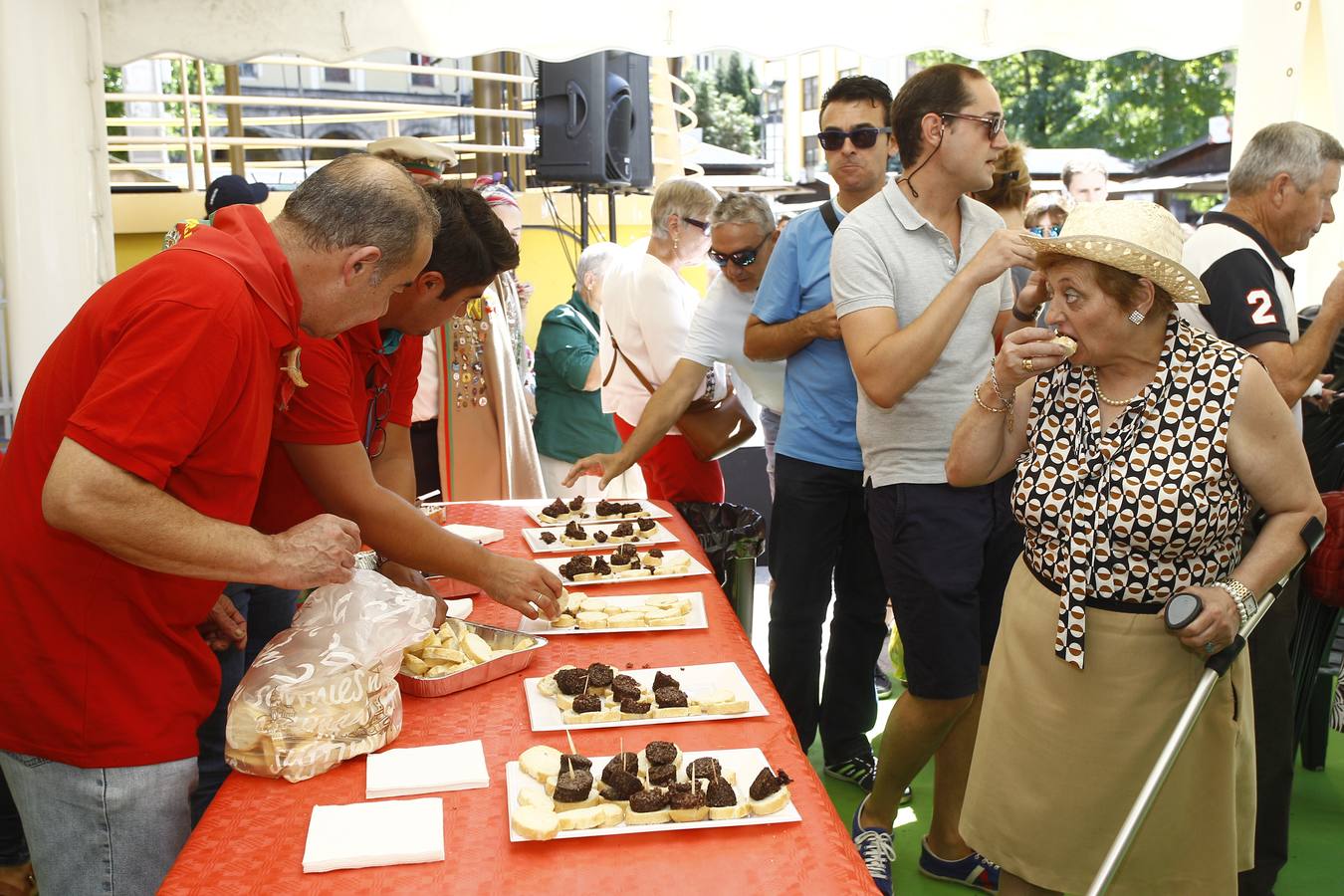 Fotos: La Feria del Hojaldre endulza las fiestas de La Patrona