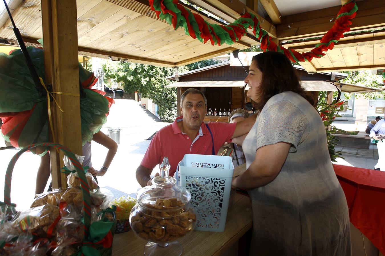 Fotos: La Feria del Hojaldre endulza las fiestas de La Patrona