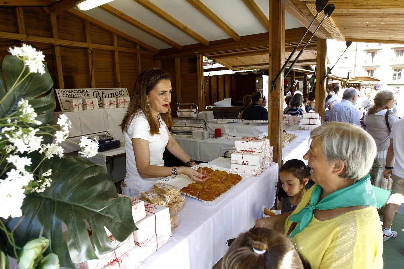 Fotos: La Feria del Hojaldre endulza las fiestas de La Patrona