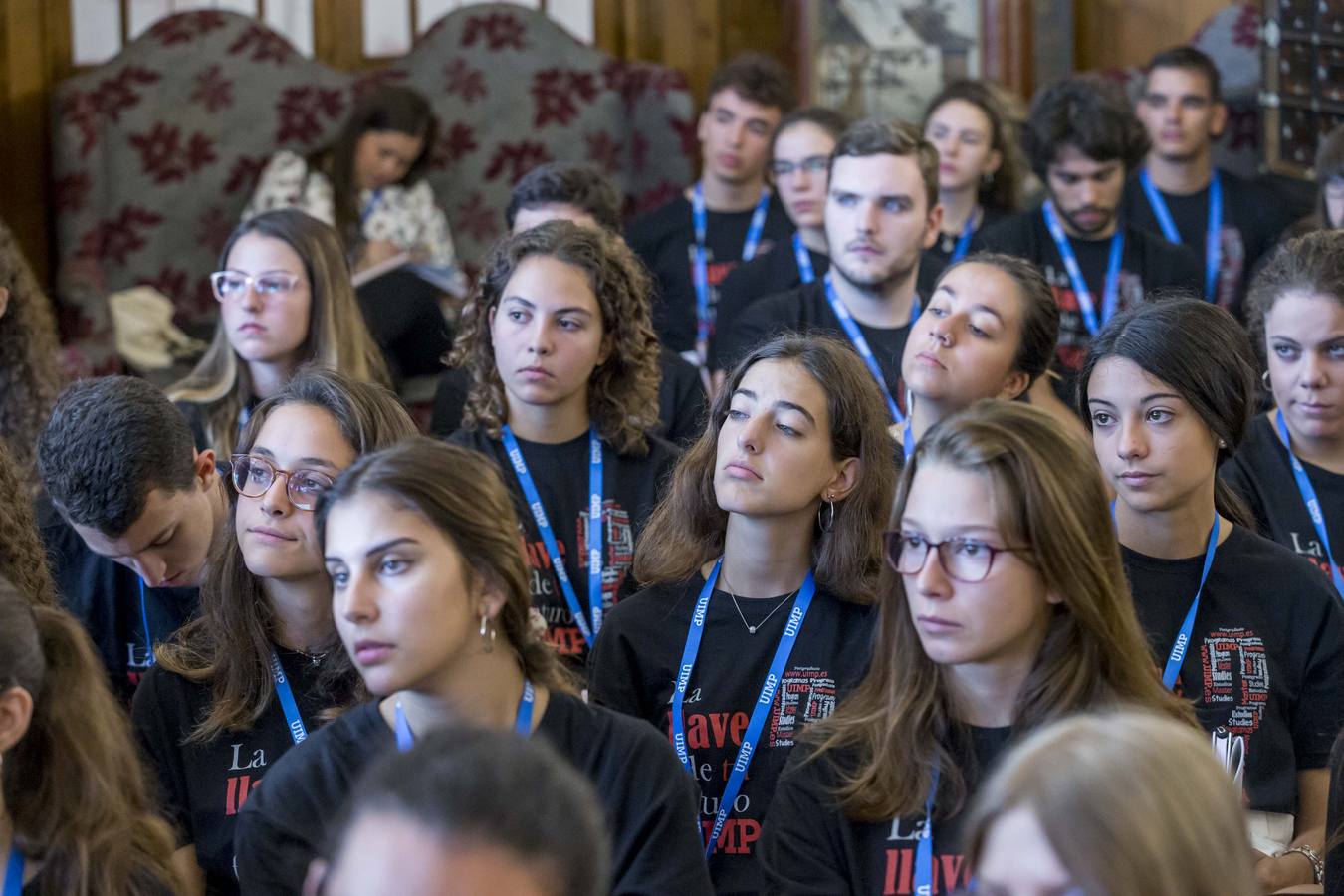 Los estudiantes arrancan su estancia en La Magdalena asistiendo a ponencias sobre nuevos retos científicos, biología o sobre arqueología 