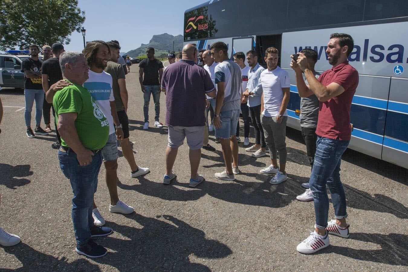 Dirección, equipo técnico y jugadores piden a la Bien Aparecida la permencia