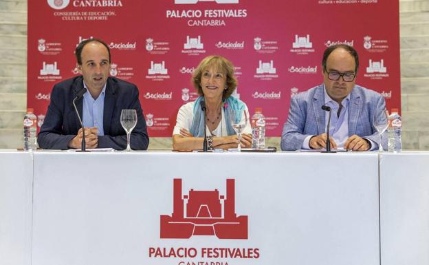 Ángel López, Eva Ranea y Regino Mateo presentaron el martes la nueva temporada.