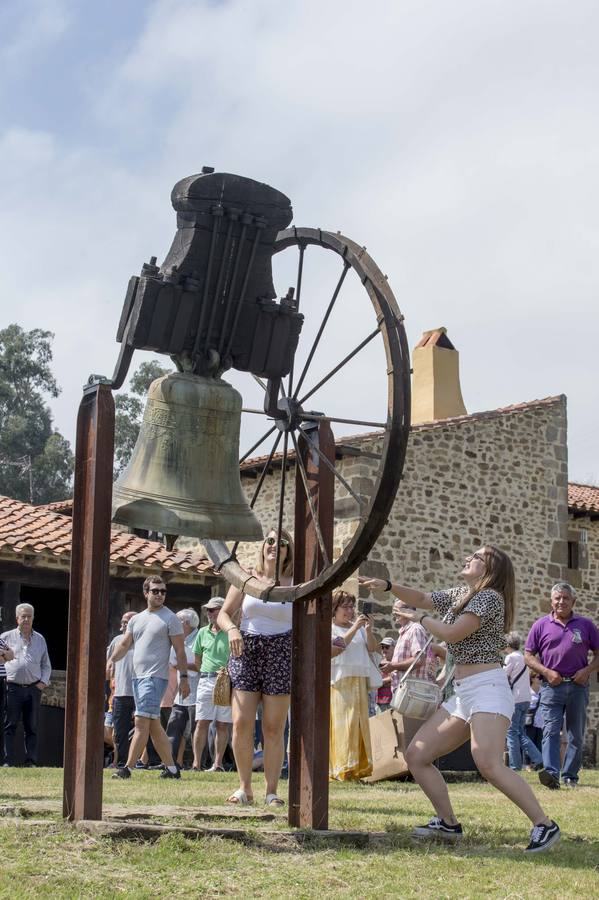 Fotos: Las campanas suenan en Meruelo