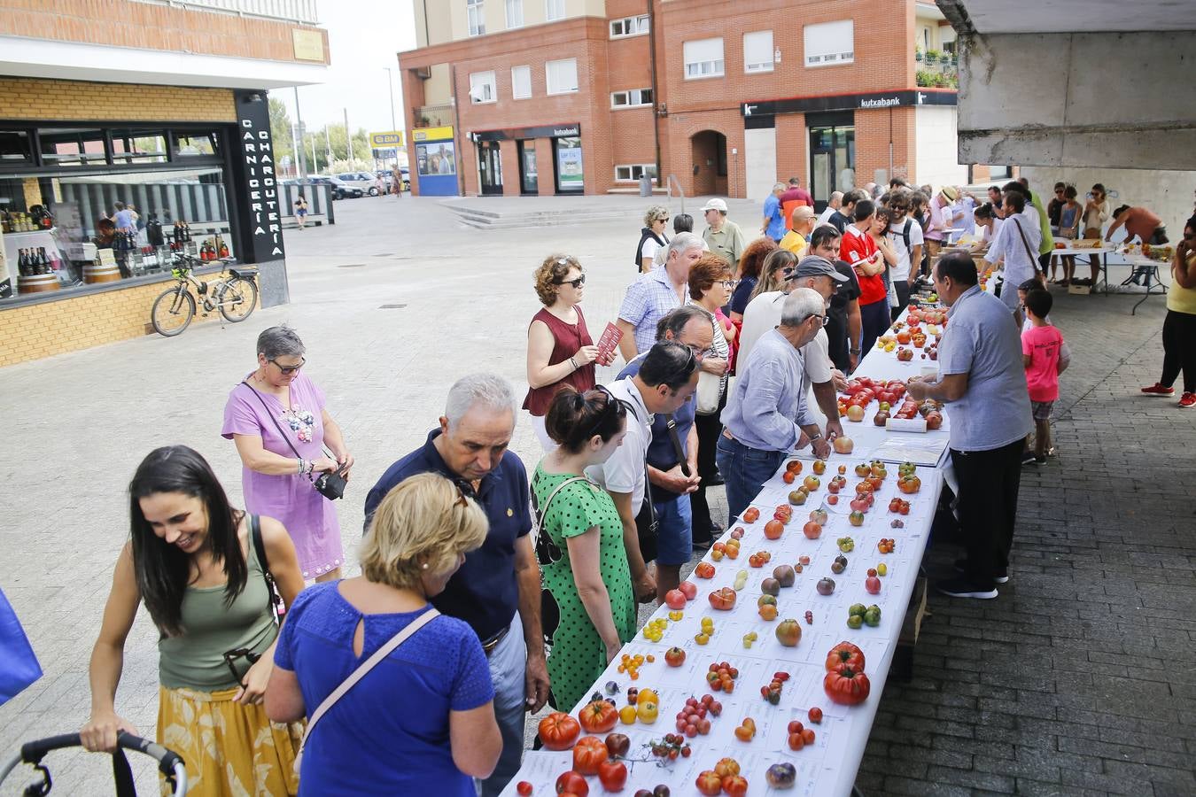 Fotos: Una vuelta por la Feria del Tomate de Bezana