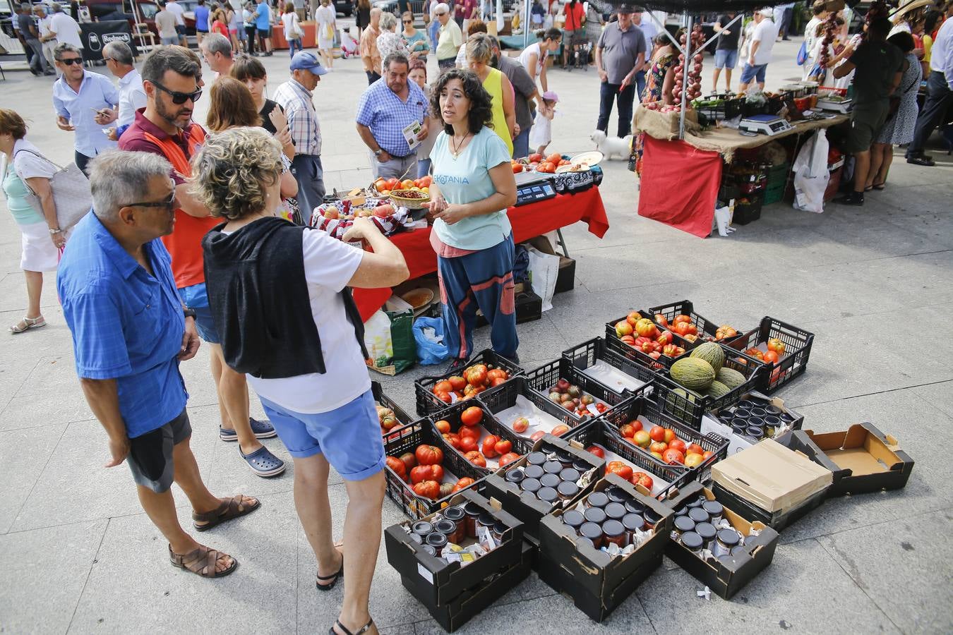 Fotos: Una vuelta por la Feria del Tomate de Bezana