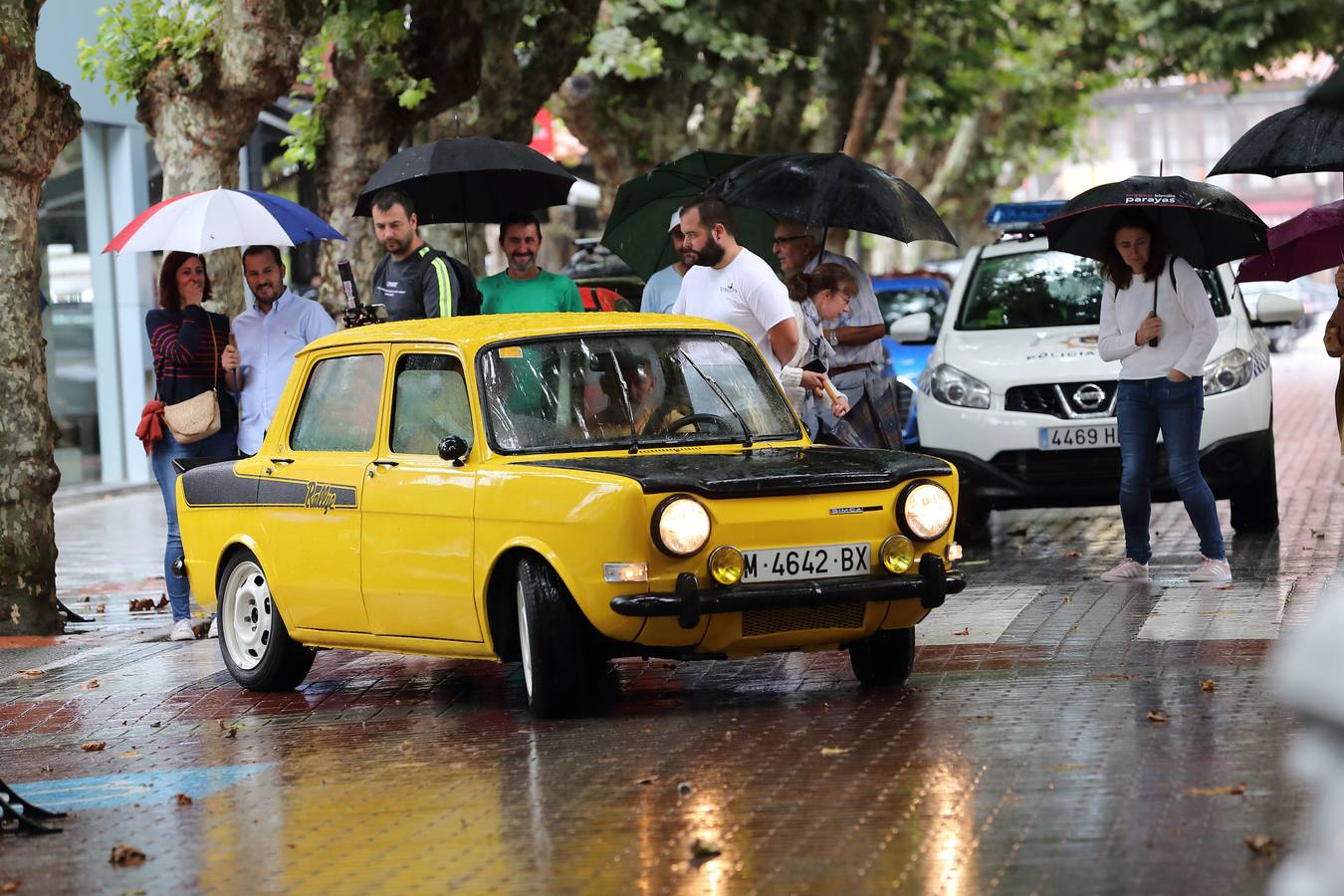 Más de un centenar de vehículos se congrega en la tercera concentración de estos coches que organiza el Club Villa de Cabezón