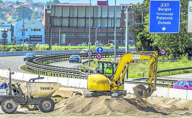 Obras de construcción de los nuevos accesos al Puerto de Santander desde la A-67.