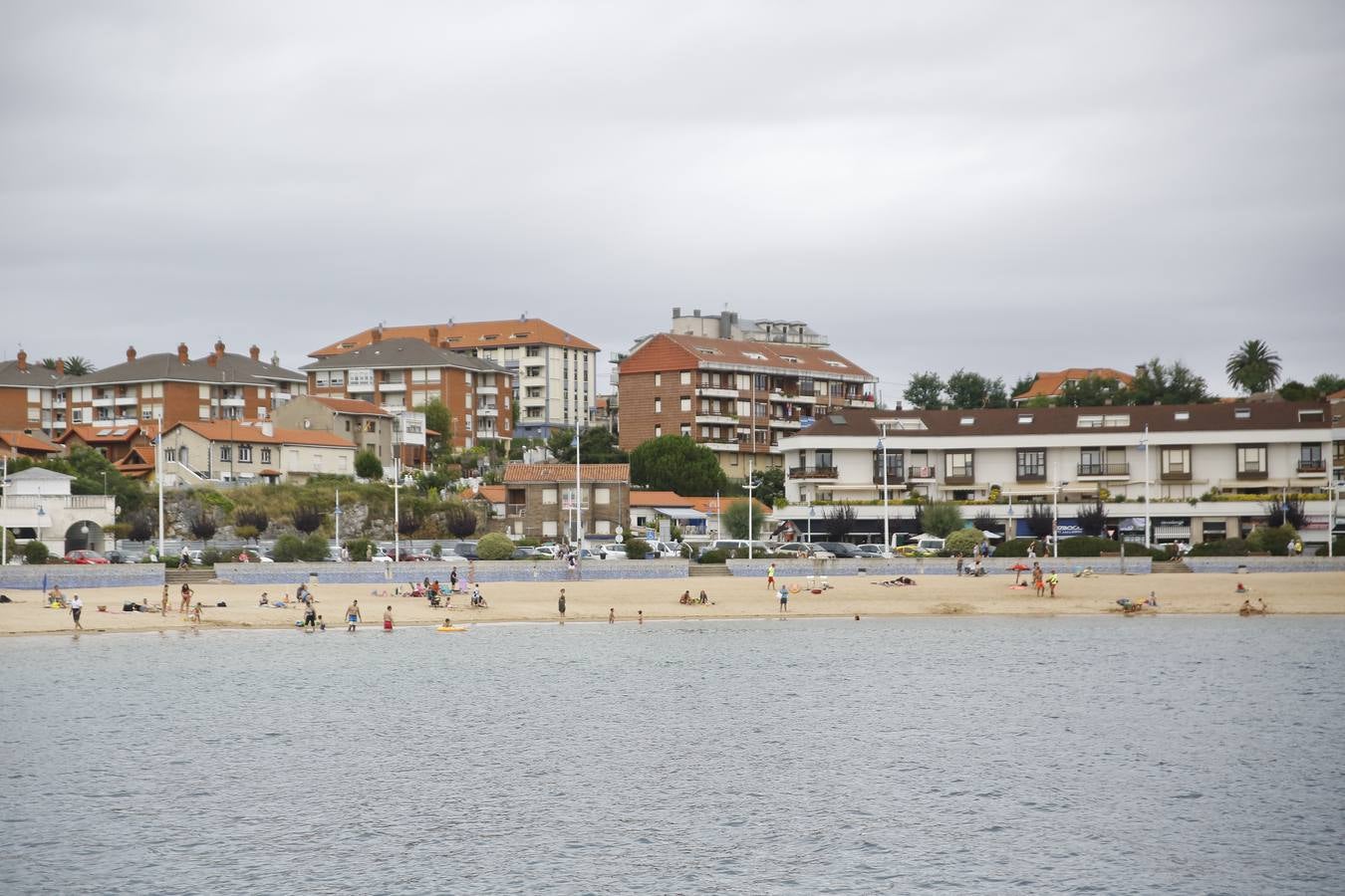Los vecinos de Miengo y Suances pueden cruzar en verano la ría que los separa en 5 minutos