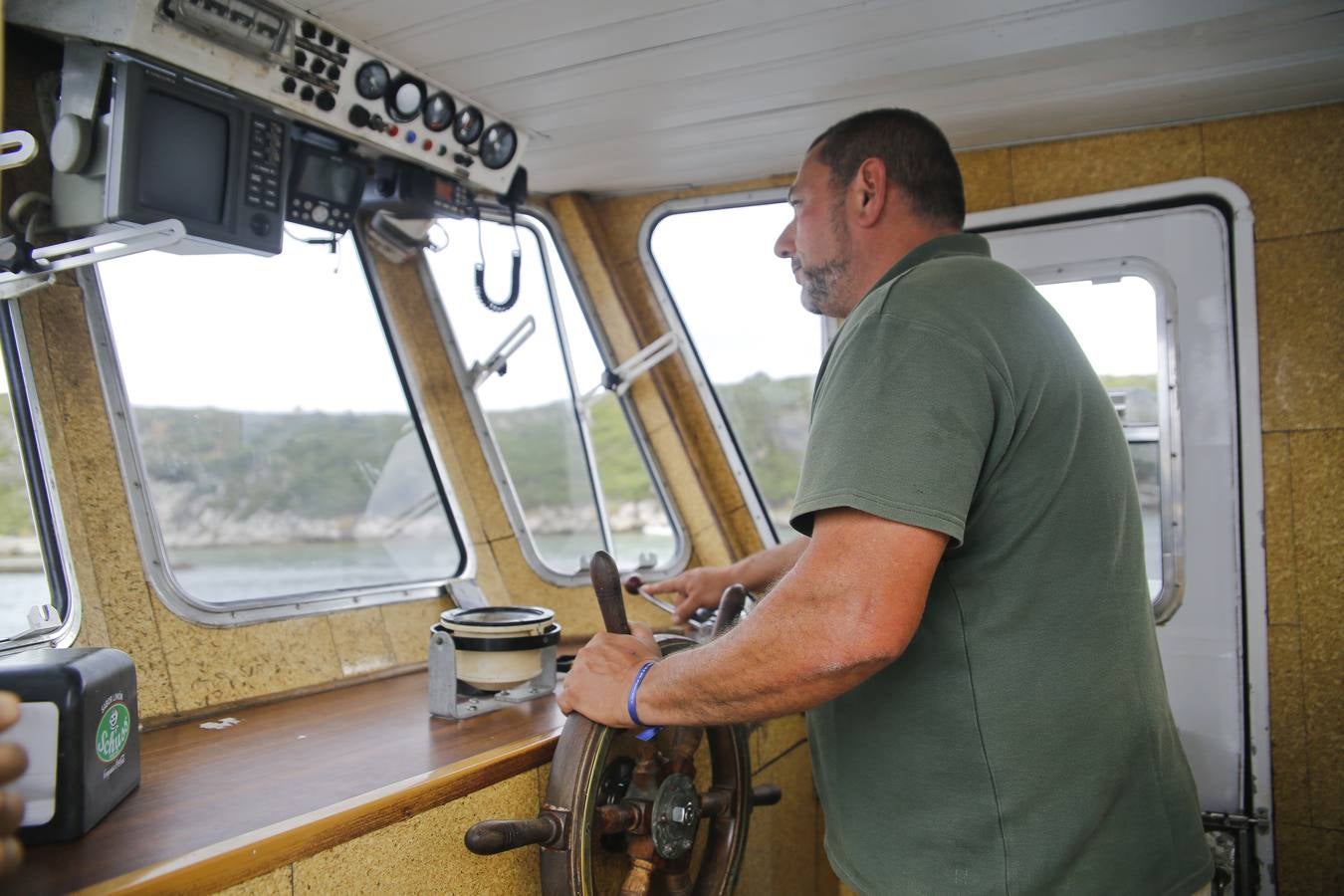 Los vecinos de Miengo y Suances pueden cruzar en verano la ría que los separa en 5 minutos