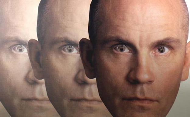 El debut más extraño, surrealista y sorprendente de la historia: 'Cómo ser John Malkovich'