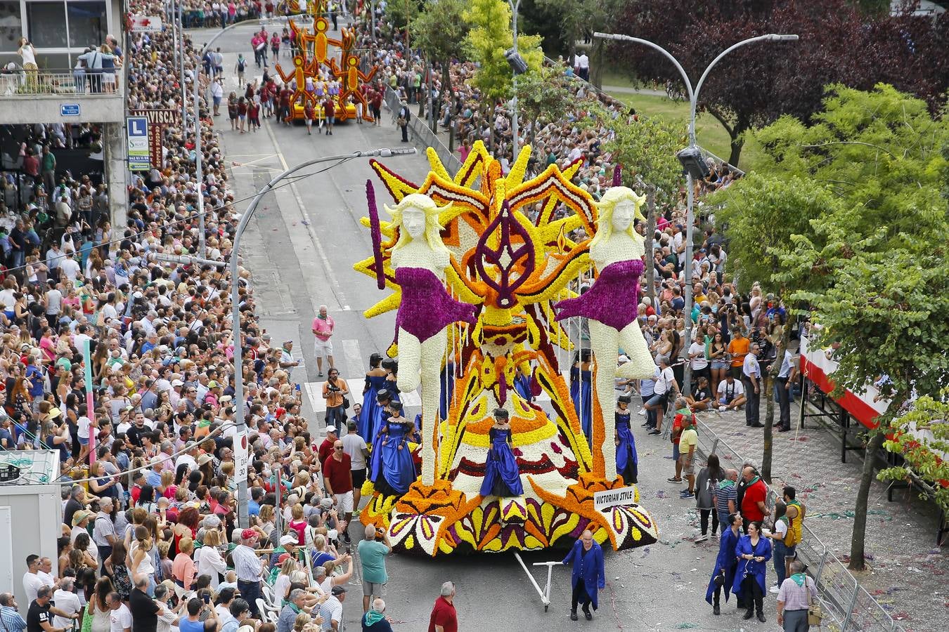 Fotos: La carroza &#039;Memento Mori&#039; se lleva el triunfo en Laredo