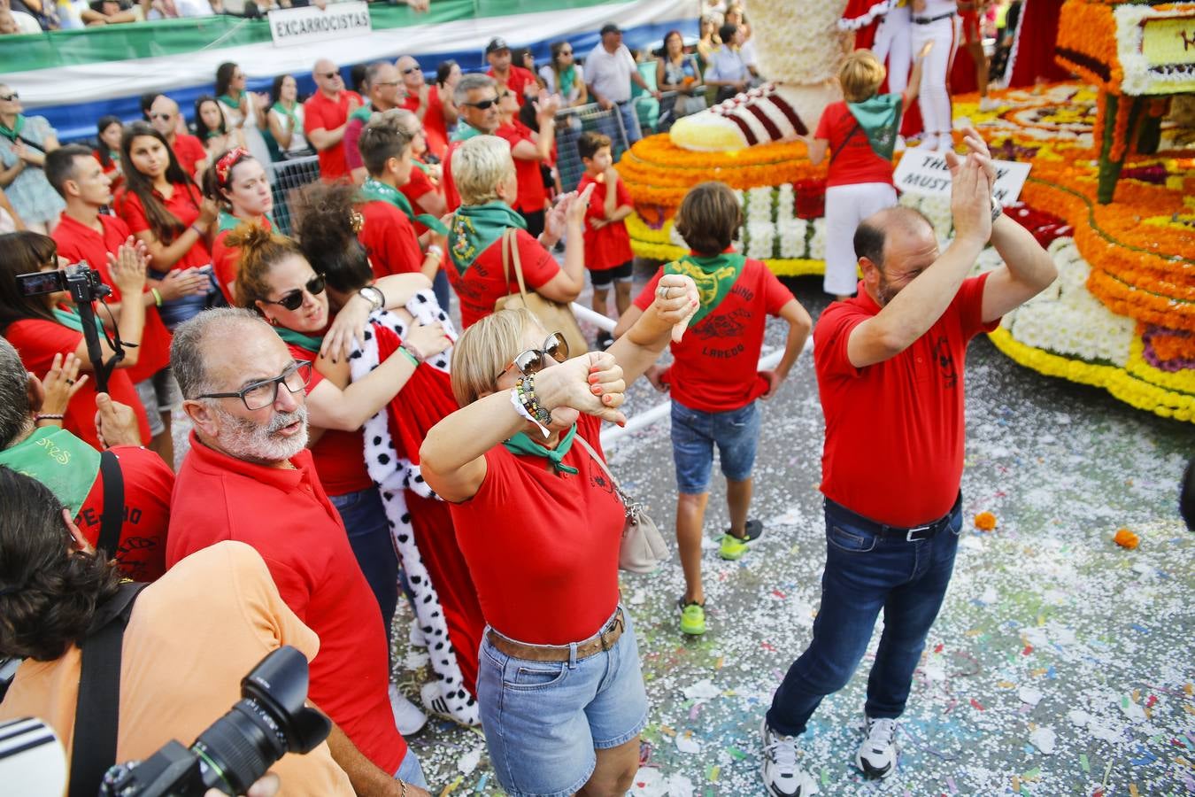 Fotos: La carroza &#039;Memento Mori&#039; se lleva el triunfo en Laredo