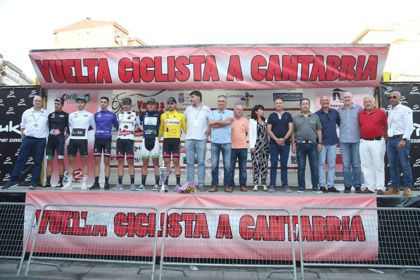 Fotos: Imágenes de la primera etapa de la Vuelta a Cantabria