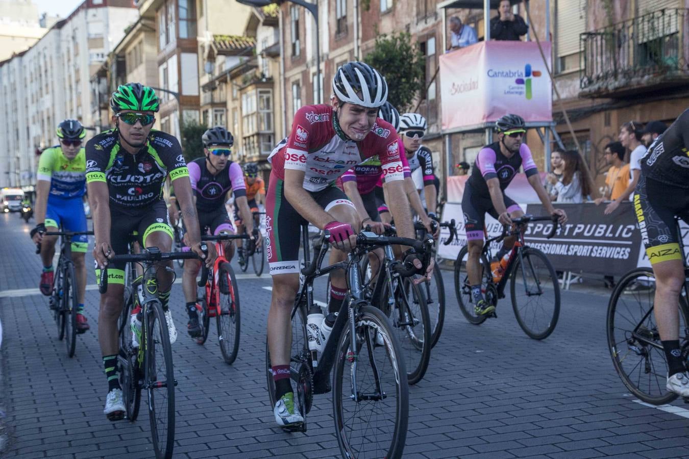 Fotos: Imágenes de la primera etapa de la Vuelta a Cantabria