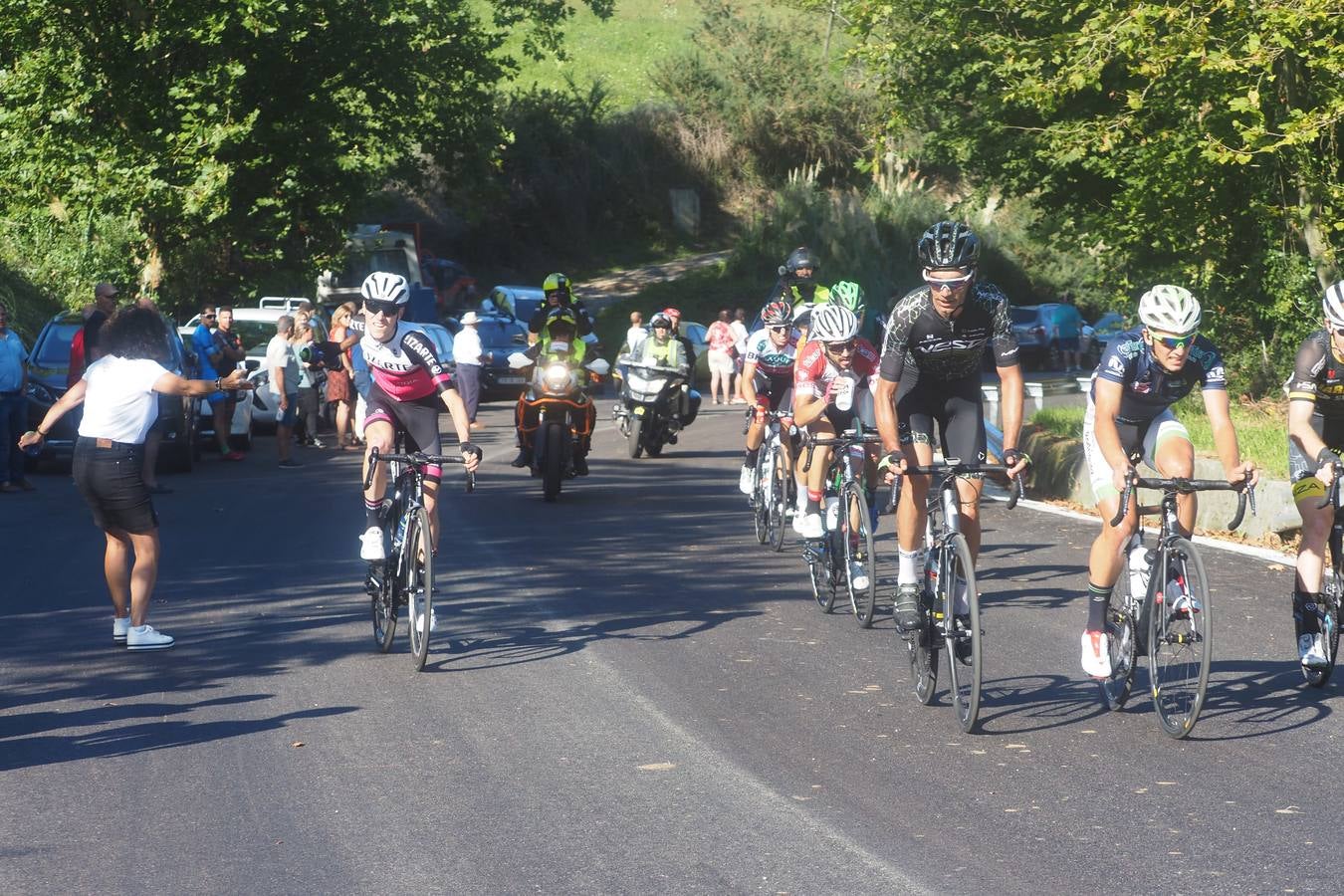 Fotos: Imáganes de la segunda etapa de la Vuelta a Cantabria