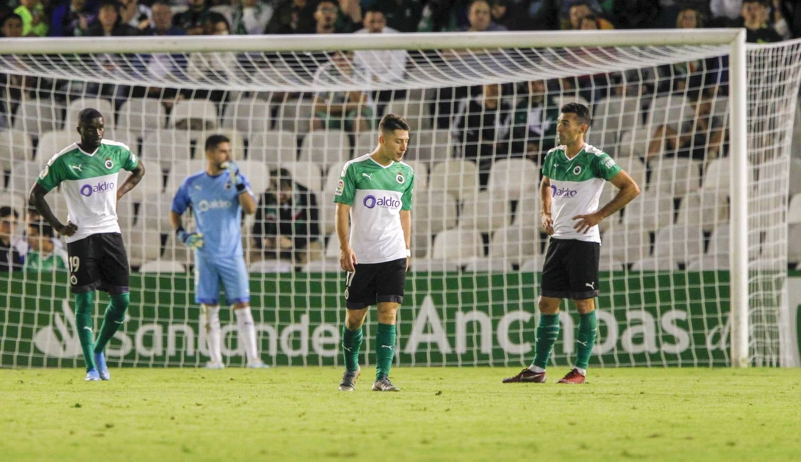 Fotos: Las imágenes del Racing-Cadiz