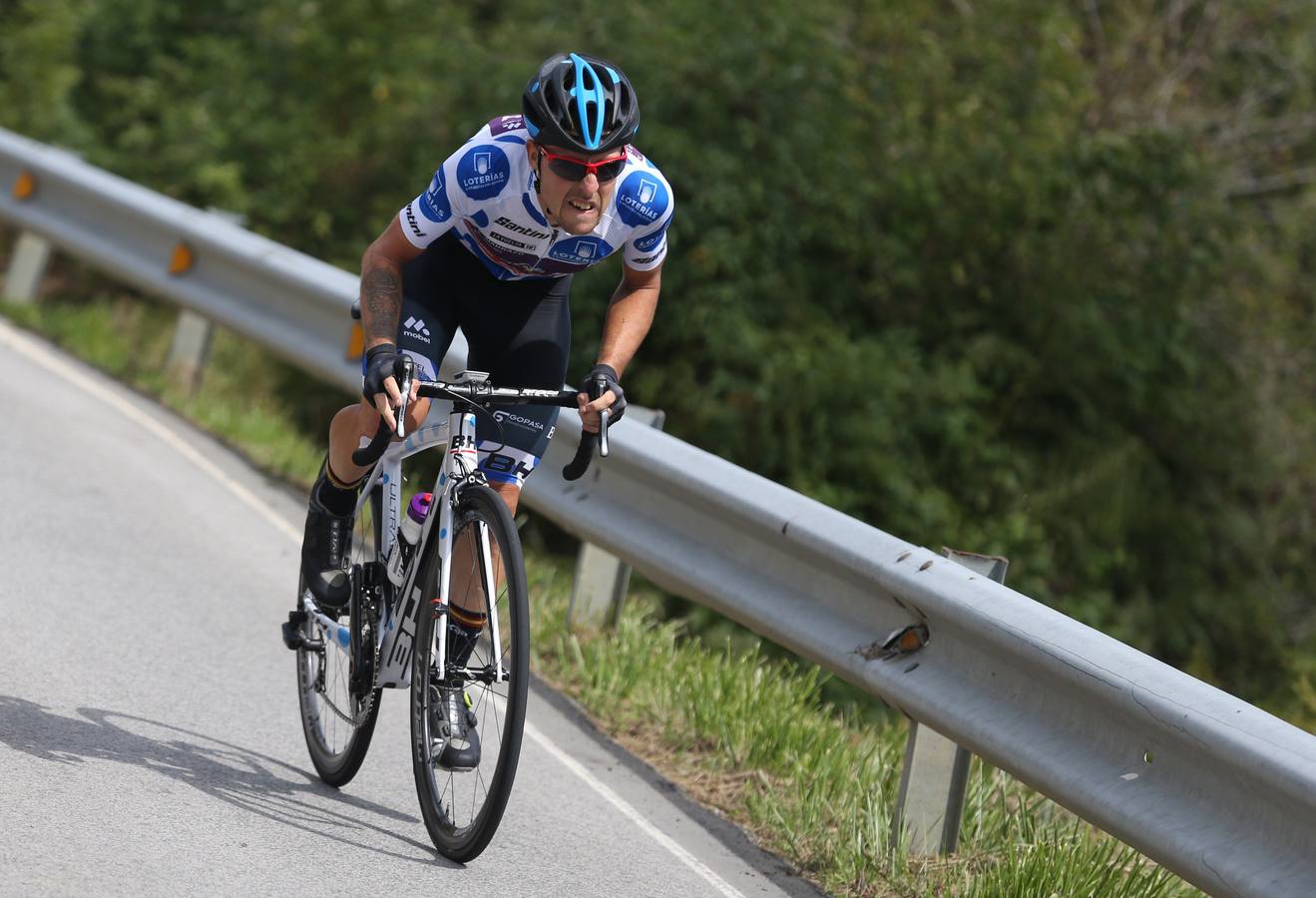 Fotos: Imágenes de la etapa Bilbao-Los Machucos