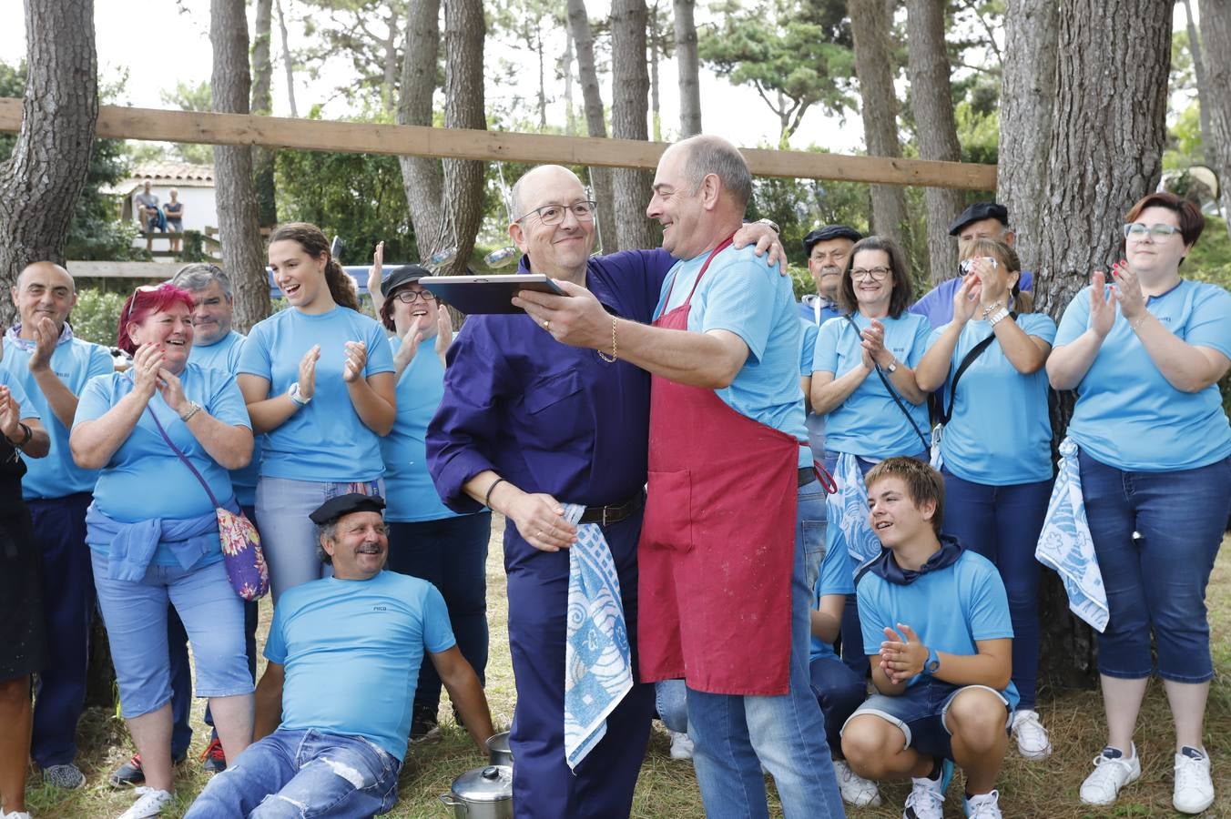 Fotos: Miles de barquereños disfrutan del sorropotún en la fiesta del Mozucu