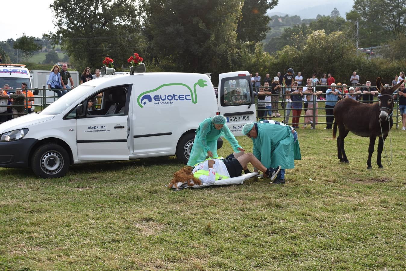 Fotos: Carreras de caballos y burros en Molledo