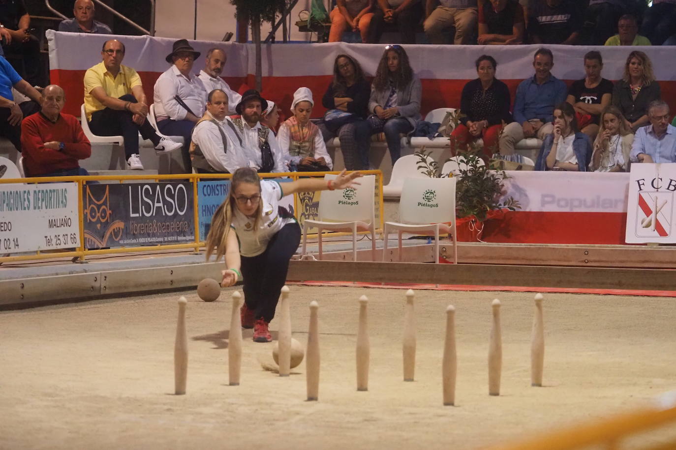 Fotos: Laura Saiz y Lolo Lavid ganan el Torneo Mixto en Renedo