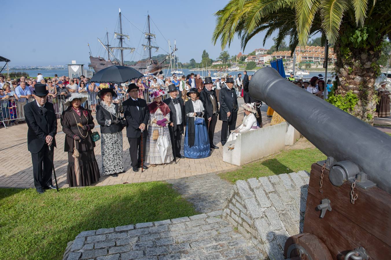 El esfuerzo de la Asociación Amigos del Real Astillero, meses atrás, por poner en valor la historia naval del municipio recogió este sábado sus frutos en el primer acto homenaje al Real Astillero de Guarnizo