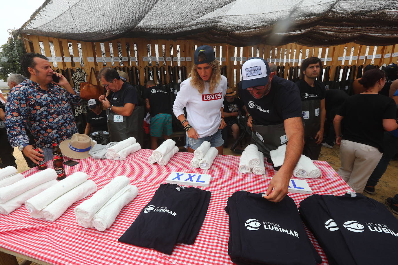 Despesques 2019 ha reunido en los esteros de Lubimar, en Barbate, a más de ochenta cocineros de primer nivel, tanto de España como del extranjero