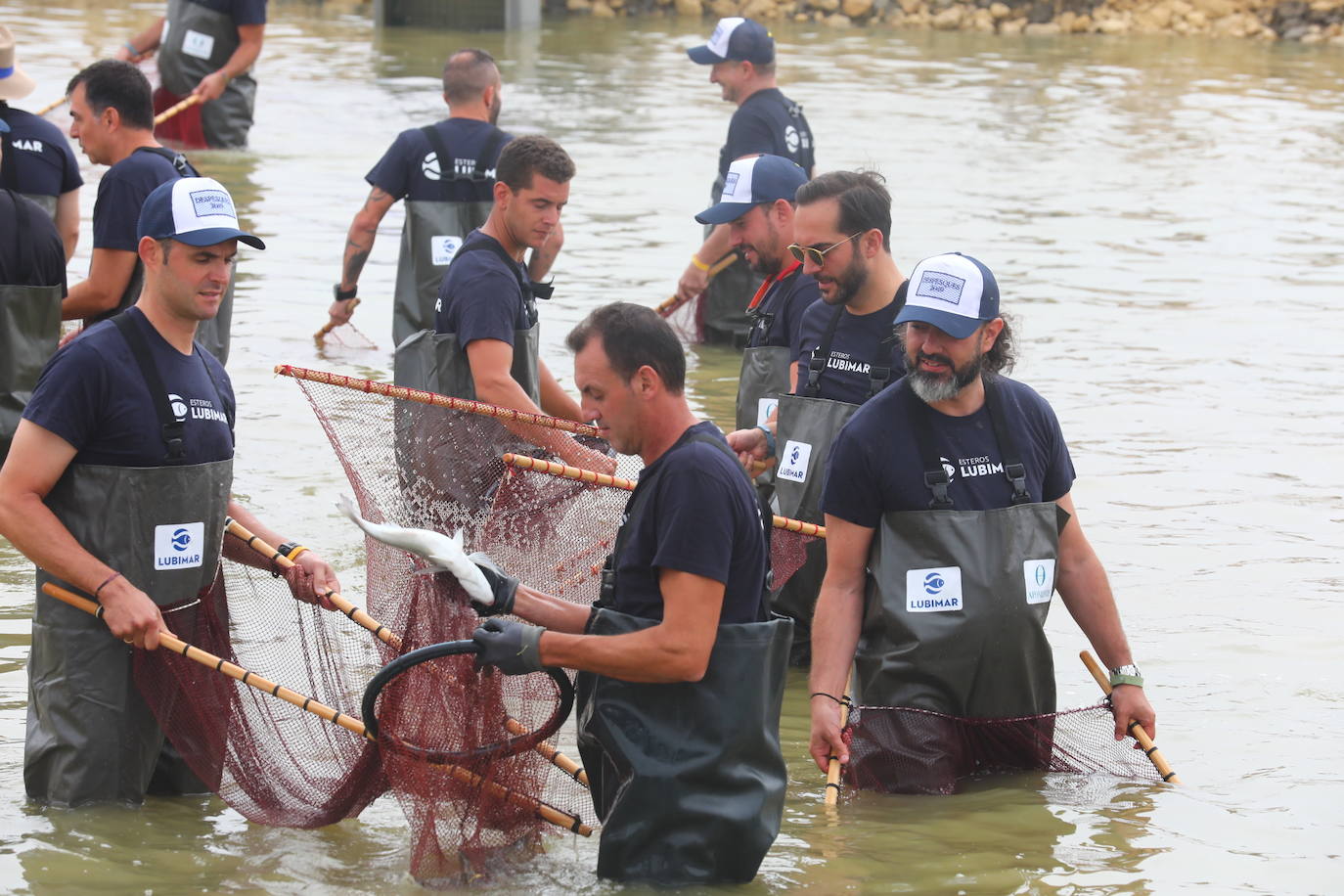 Despesques 2019 ha reunido en los esteros de Lubimar, en Barbate, a más de ochenta cocineros de primer nivel, tanto de España como del extranjero