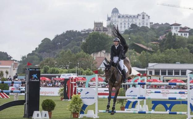 Concurso de Saltos de La Magdalena, que cada verano se celebra en Santander.