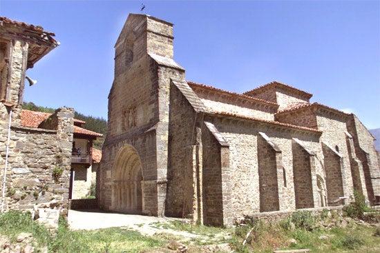 Santa María de Piasca, monumento nacional desde 1930