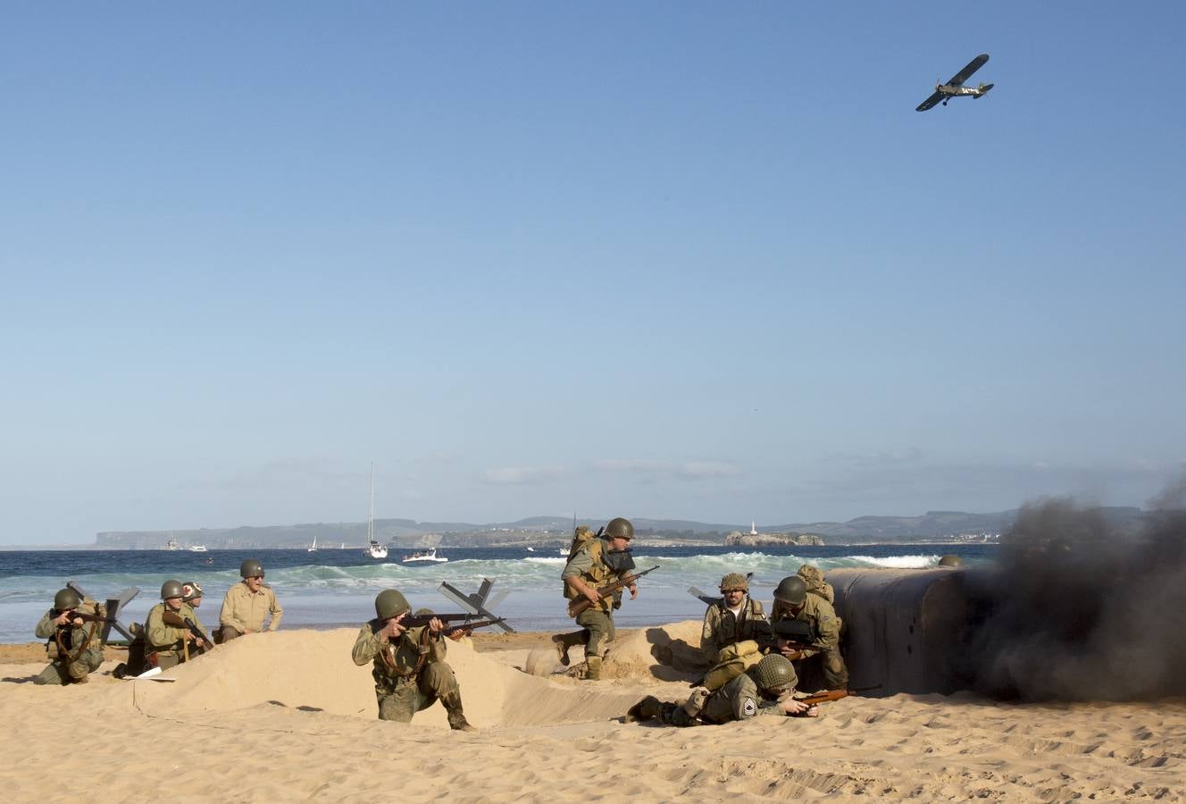 Fotos: Así ha sido el desembarco sin barcos en El Sardinero