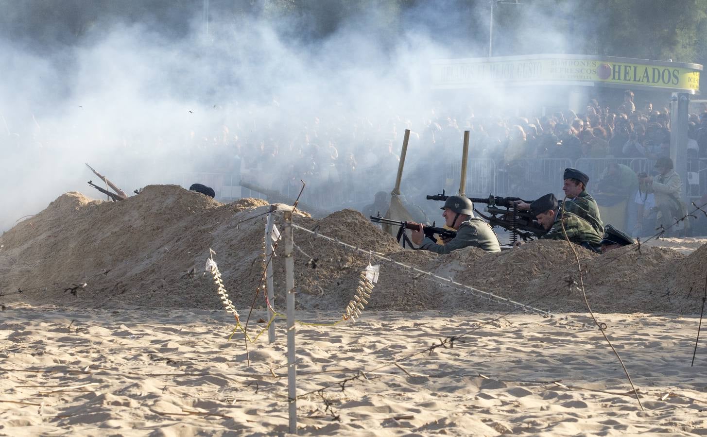 Fotos: Así ha sido el desembarco sin barcos en El Sardinero