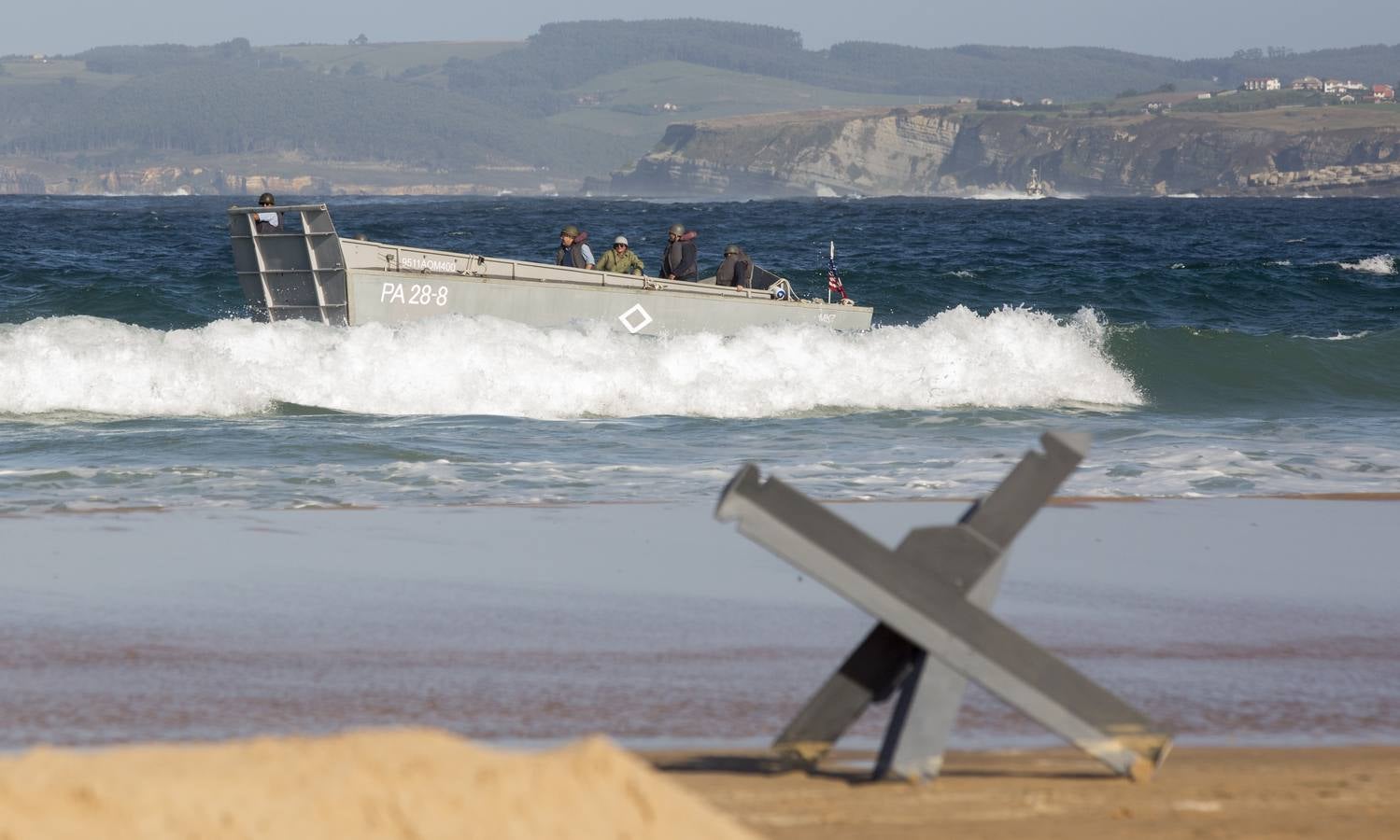 Fotos: Así ha sido el desembarco sin barcos en El Sardinero