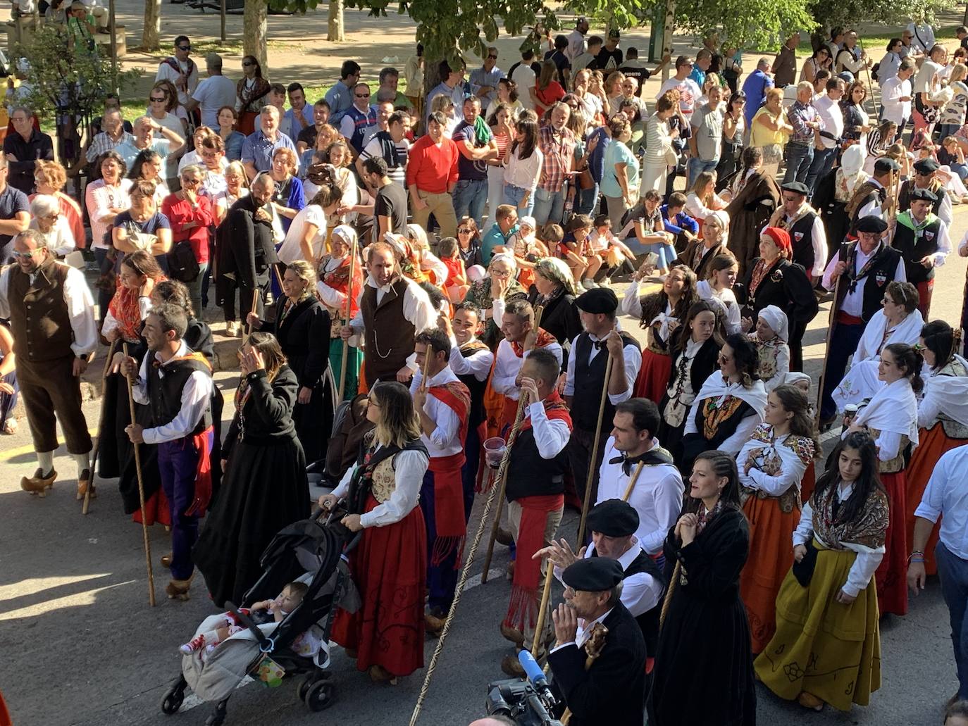 Fotos: Quince carretas y diez agrupaciones folclóricas participarán hoy en el Día de Campoo