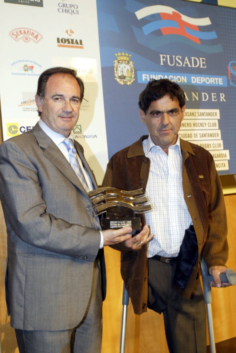 2005. II Gala de los Premios Fusade. El concejal José Manuel Riancho (i) y Juan José Zorrilla.