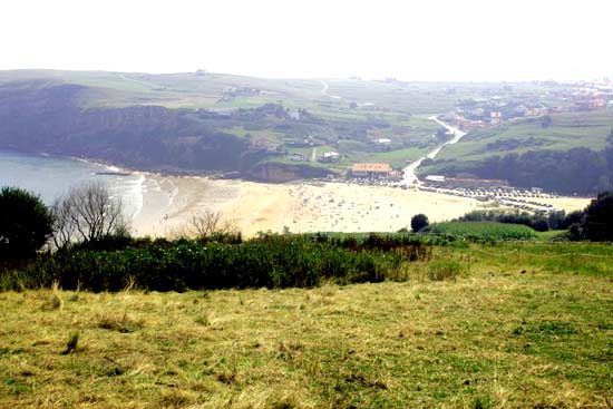 Vista panorámica de la playa de Luaña.