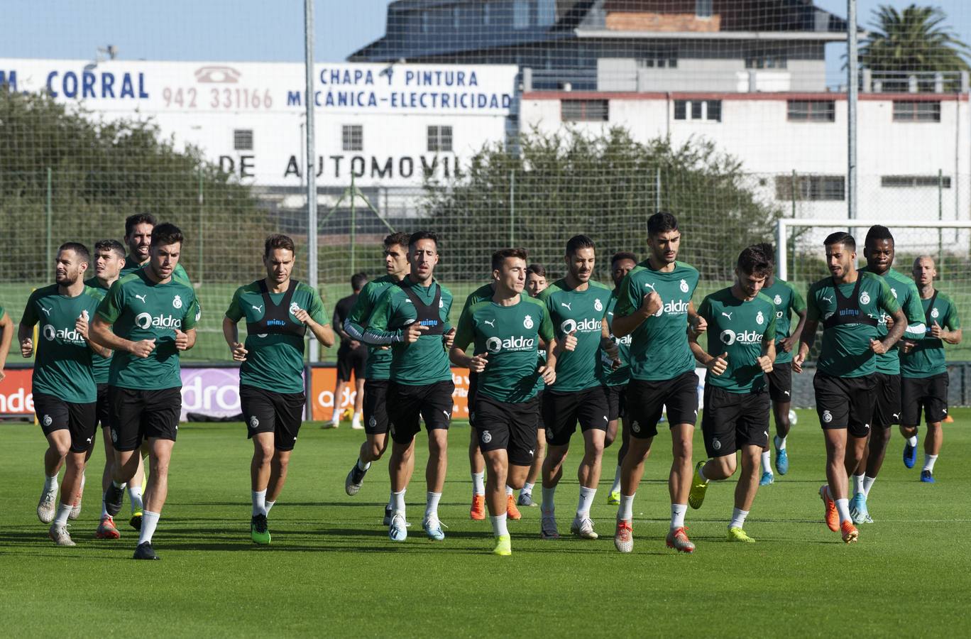 Fotos: El Racing prepara el partido ante el Girona