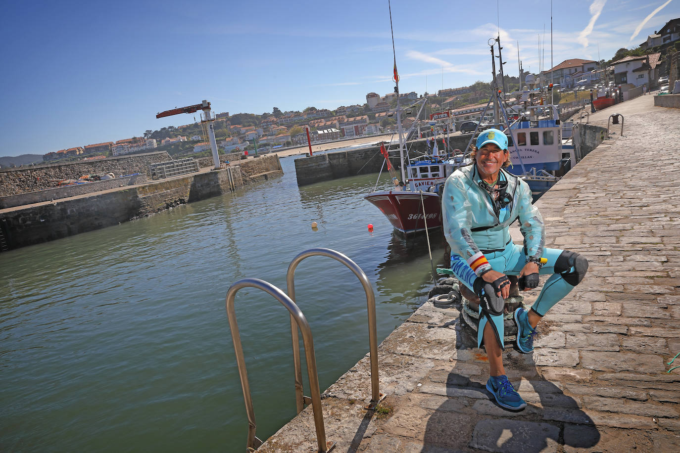 Fotos: Álvaro de Marichalar llega a Cantabria surcando los mares