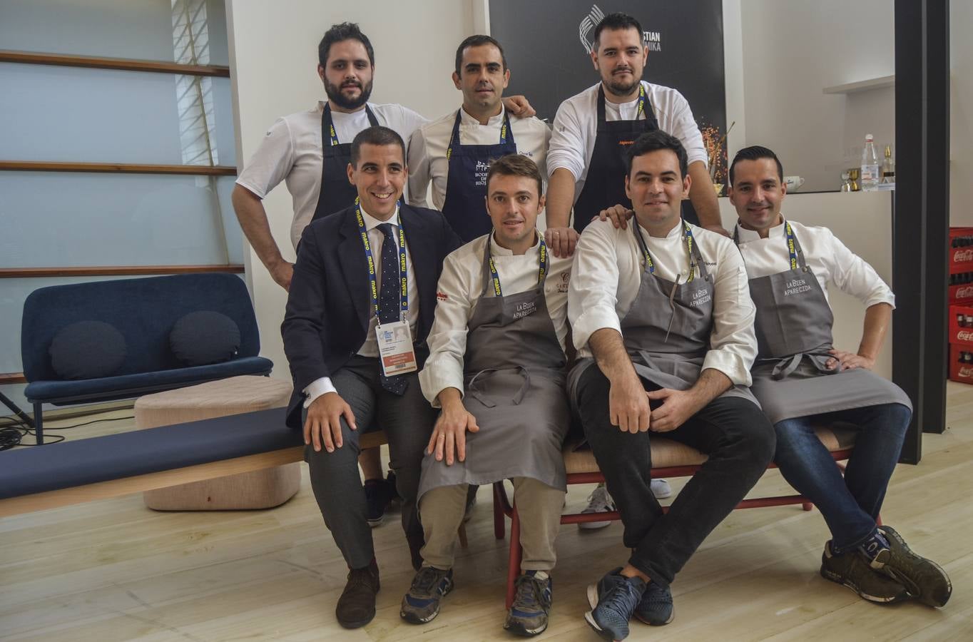 Imagen. El equipo que ha cocinado este lunes en el stand Cantabria Infinita de San Sebastián Gastronómika.