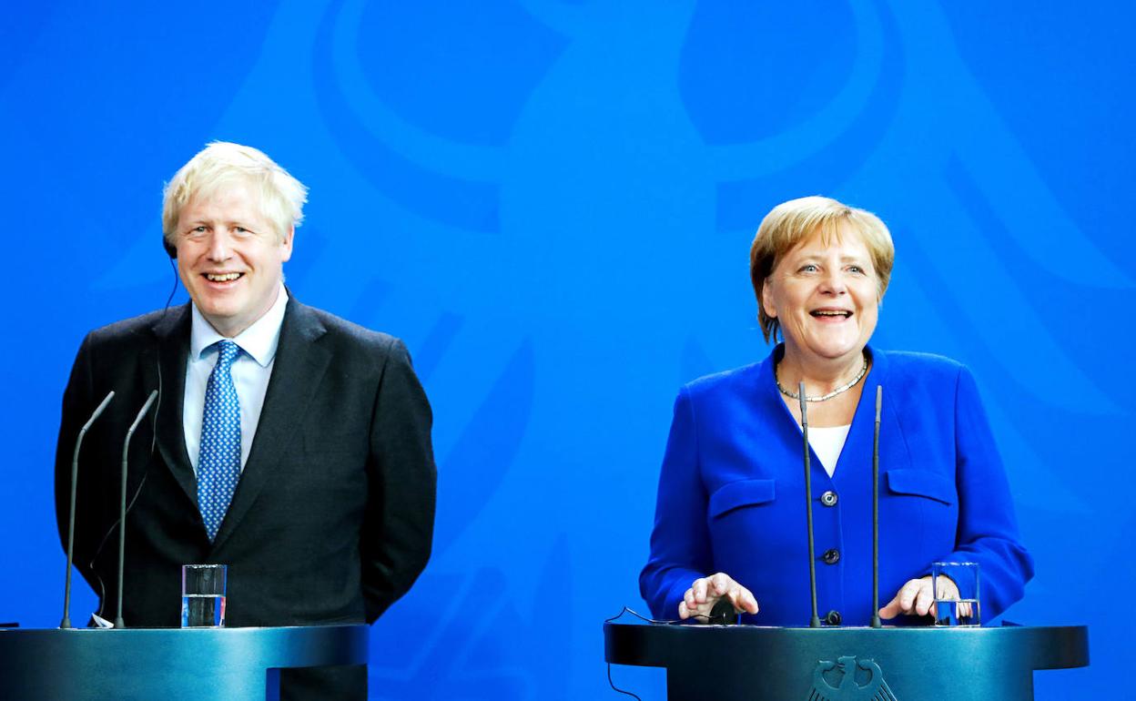 Angela Merkel y Boris Johnson. 