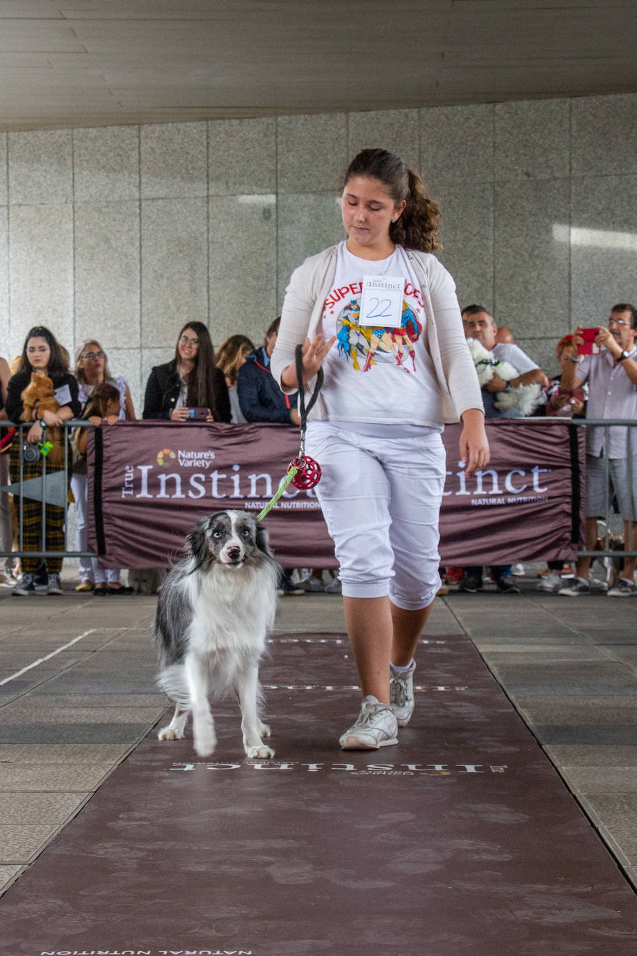 El centro comercial celebró la décima edición de este evento que premió a los perros más bonitos, simpáticos y educados