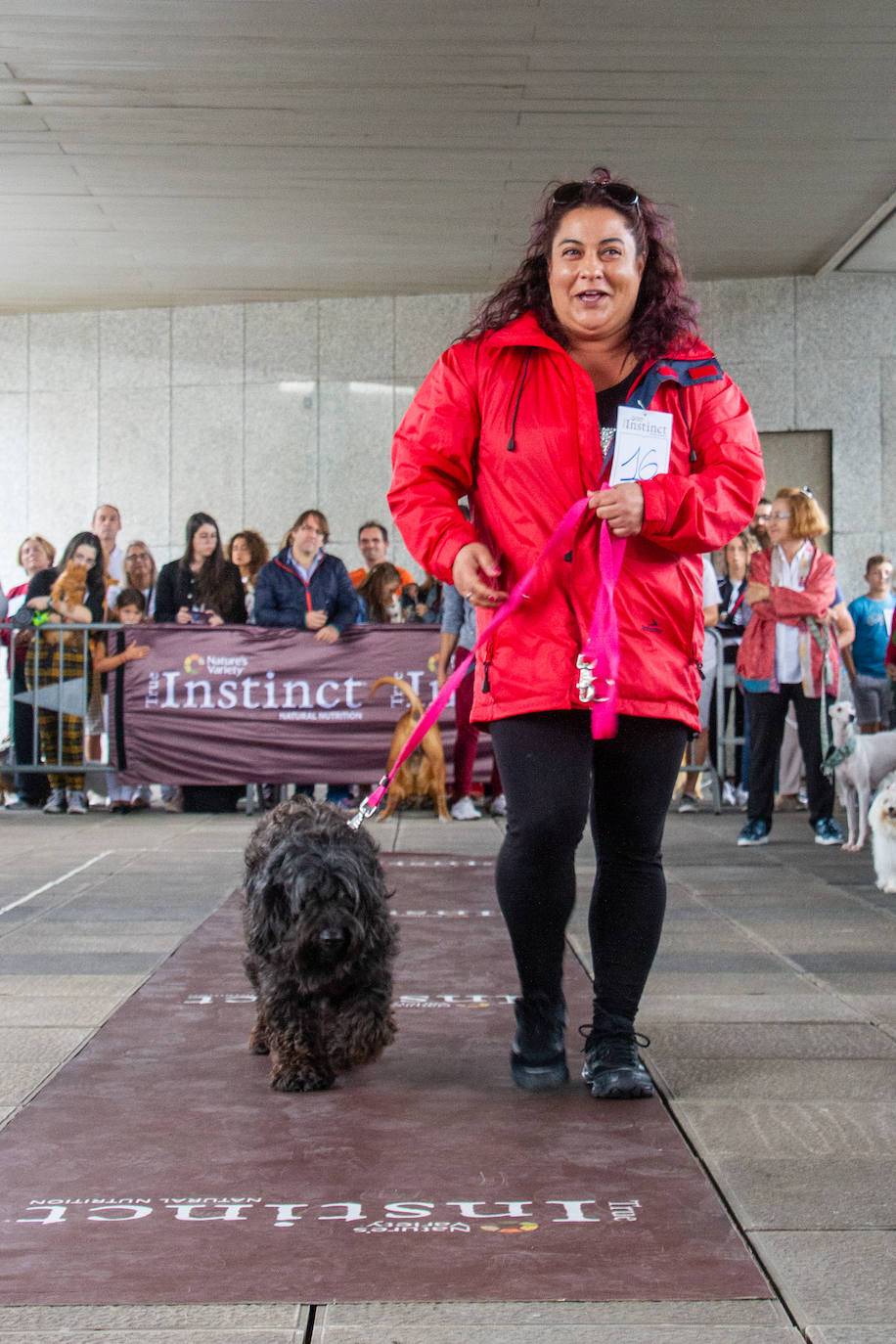 El centro comercial celebró la décima edición de este evento que premió a los perros más bonitos, simpáticos y educados