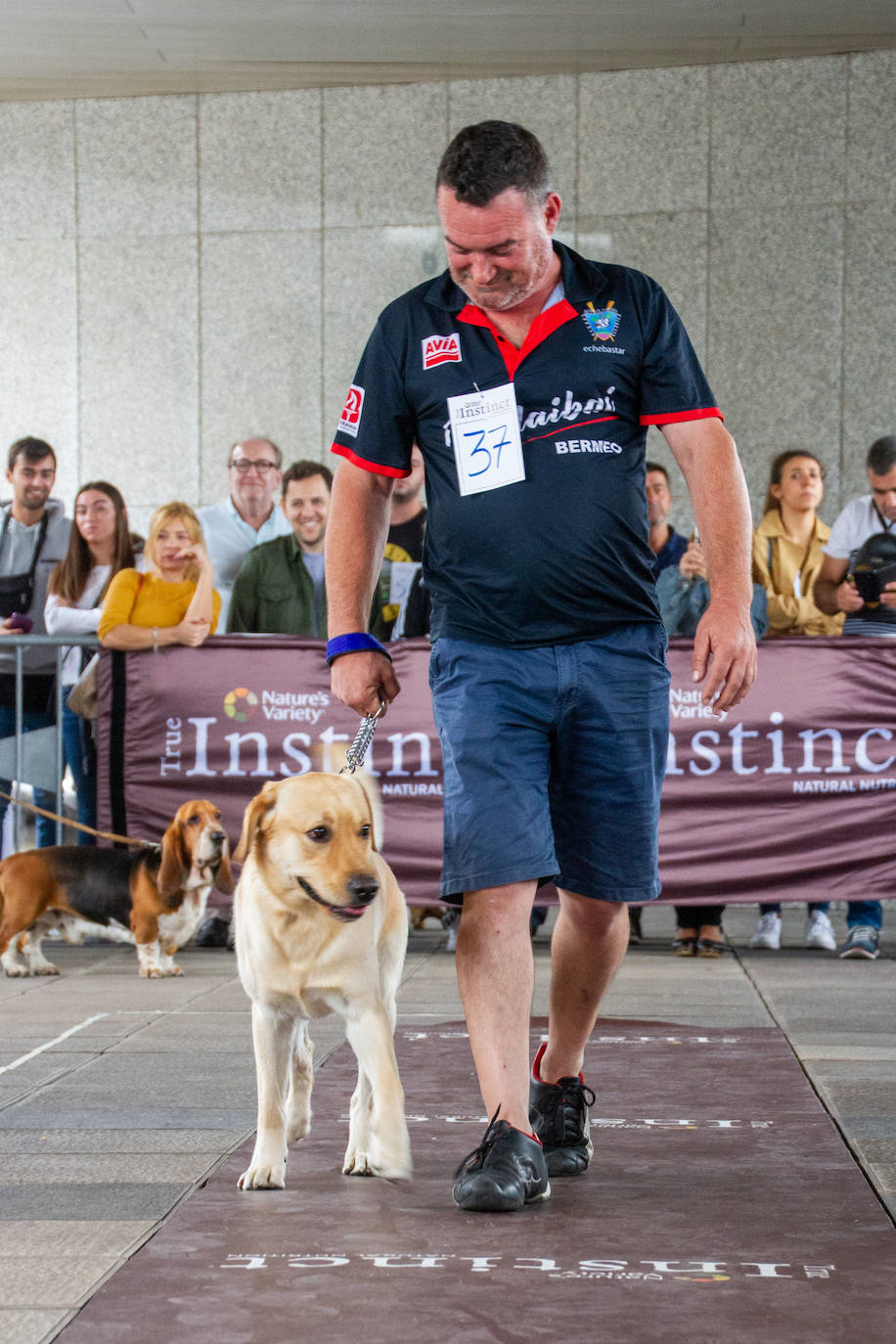 El centro comercial celebró la décima edición de este evento que premió a los perros más bonitos, simpáticos y educados