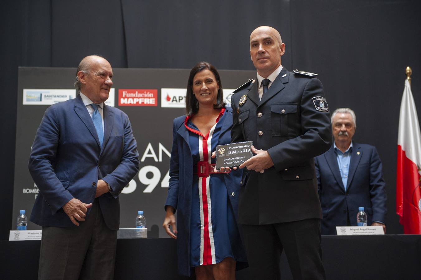 Fotos: El Real Cuerpo de Bomberos Voluntarios de Santander celebra su 125 aniversario