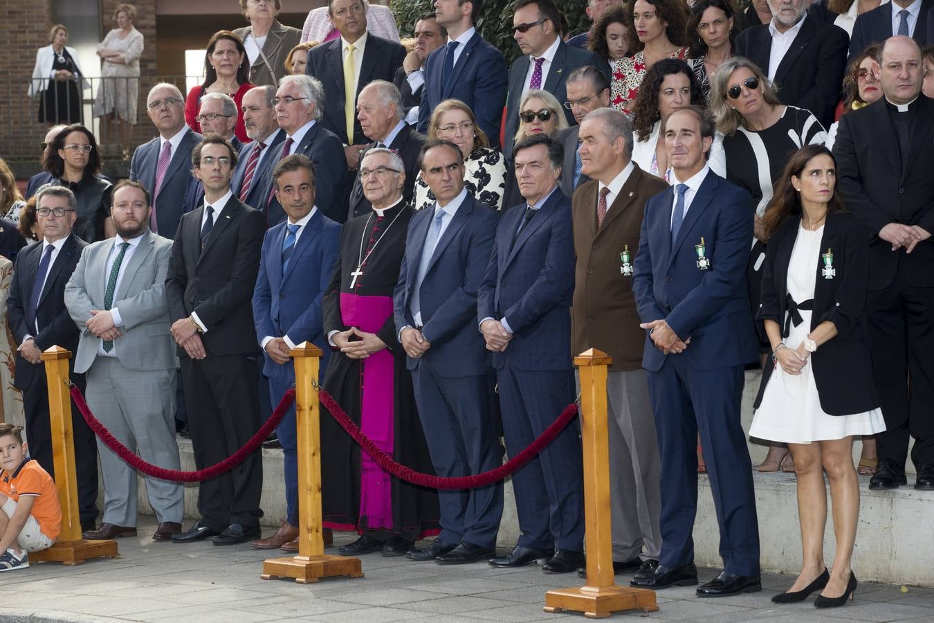 Fotos: Imágenes del acto de celebración del Día de la Guardia Civil en el cuartel de Campogiro