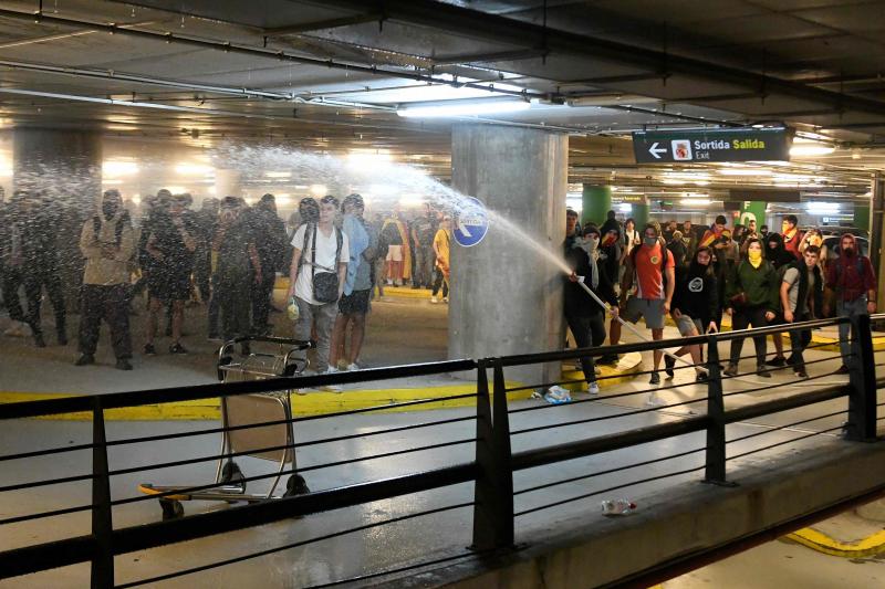 Fotos: Protestas en Cataluña al conocerse la condena de los líderes independentistas