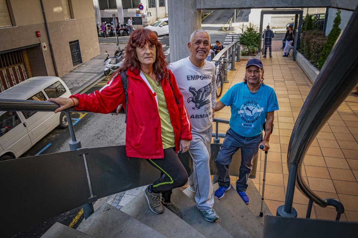 Raquel, Abderraman y Marcel son tres usuarios que tuvieron que pedir ayuda en la Cocina Económica. 