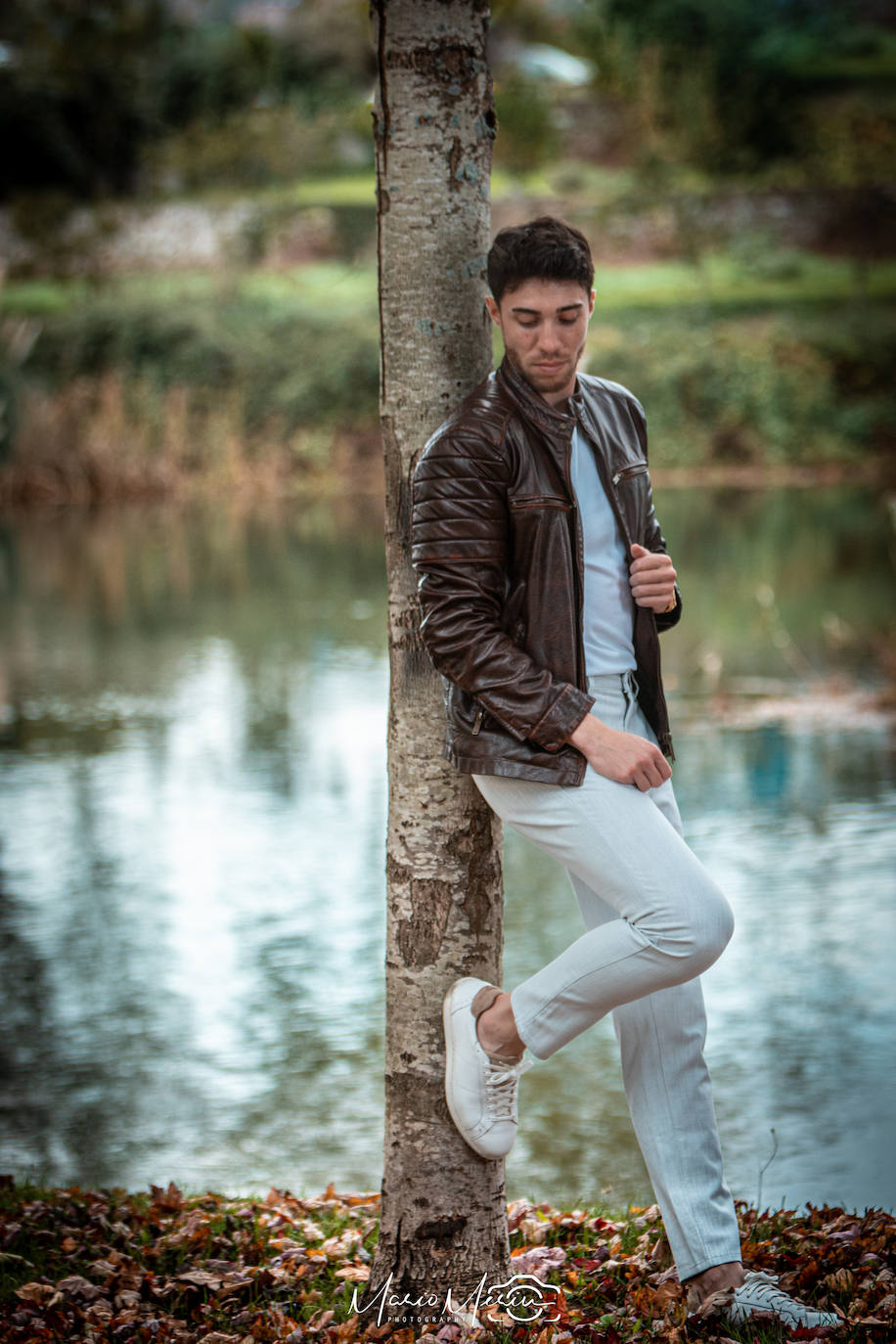 Nos colamos en una sesión del fotógrafo Mario Merín con los jóvenes cántabros Alejandro Núñez Santamaría y Luis Agüero como protagonistas